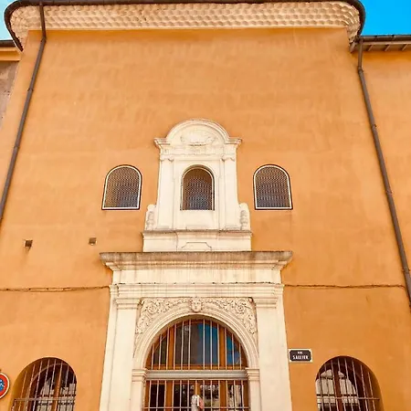 De Charme Au Coeur Du Vieux Aix. Appartement *